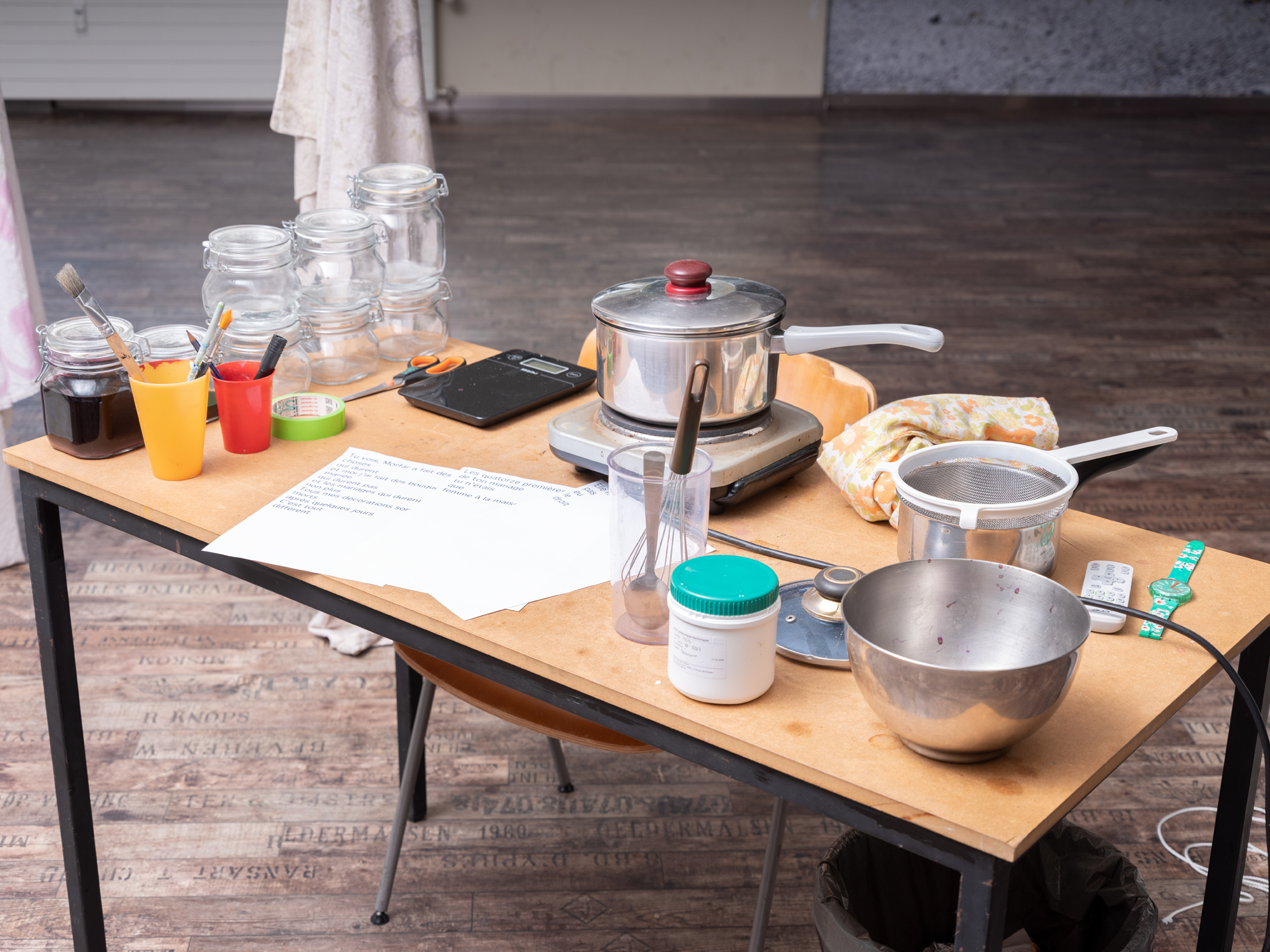 Vegetable-based ink on bed linen, loop video, ongoing performance, 2025, Sierre